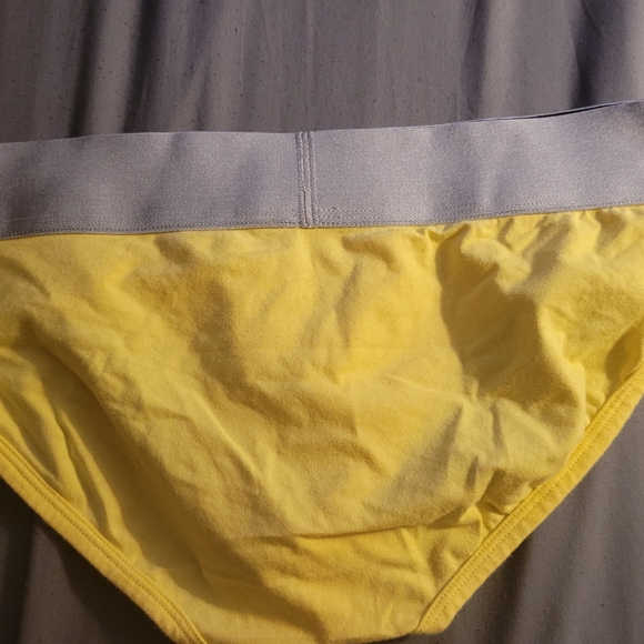 BLUE/YELLOW Briefs - Picture 3 of 6